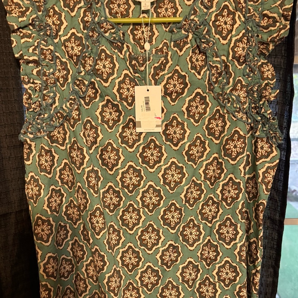 Mud Pie Green and Brown Patterned Top